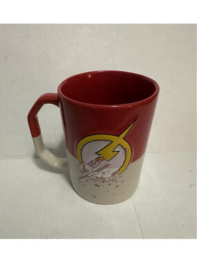 Six Flags DC Comics The Flash Ceramic Coffee Mug Red White Superhero Souvenir